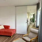 公寓 Neu In Stilvolles Mit Balkon, Kueche & Parkplatz 德累斯顿