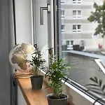 Neu In Stilvolles Mit Balkon, Kueche & Parkplatz 公寓 德累斯顿