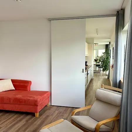 公寓 Neu In Stilvolles Mit Balkon, Kueche & Parkplatz 德累斯顿