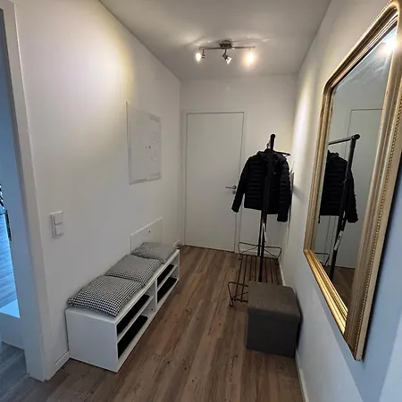 Neu In Stilvolles Mit Balkon, Kueche & Parkplatz 公寓 德累斯顿