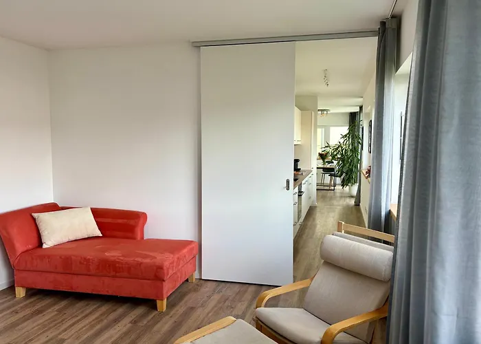 Apartament Neu In Stilvolles Mit Balkon, Kueche & Parkplatz Drezno