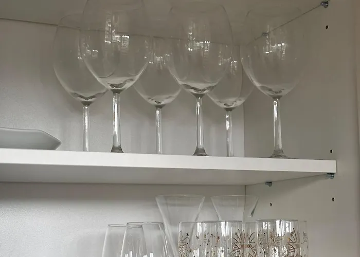 Apartament Neu In Stilvolles Mit Balkon, Kueche & Parkplatz Drezno