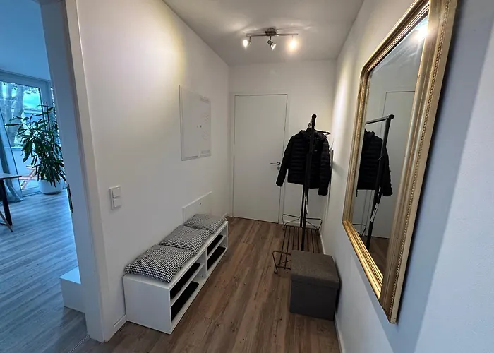 Neu In Stilvolles Mit Balkon, Kueche & Parkplatz Appartement Dresden