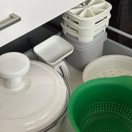 公寓 Neu In Stilvolles Mit Balkon, Kueche & Parkplatz